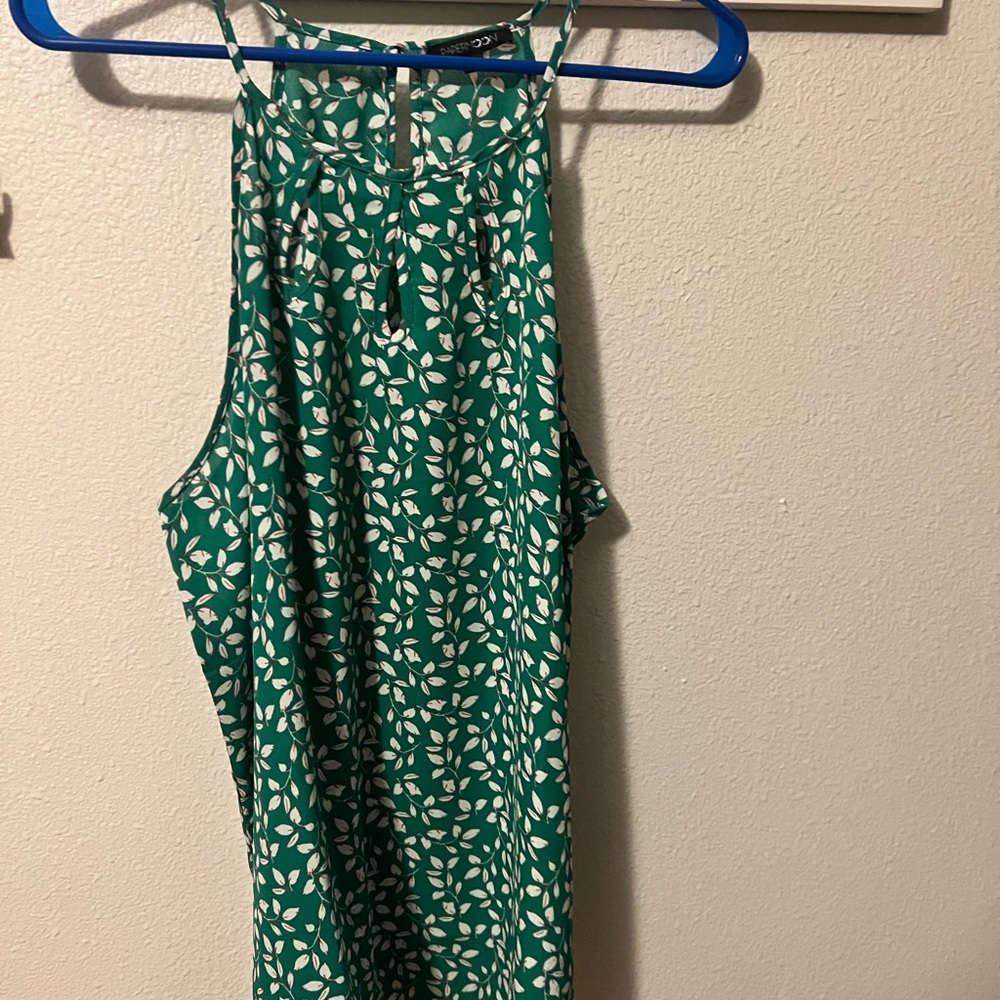 Green Leaf Print Sleeveless Top